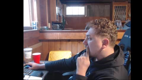 Snapshot of therealbigcheese0695 chatting on February 11, 9:46 pm therealbigcheese0695 online show from February 11, 9:46 pm