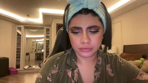 Snapshot of therealcamilabaddie chatting on November 1, 6:23 am therealcamilabaddie online show from November 1, 6:23 am