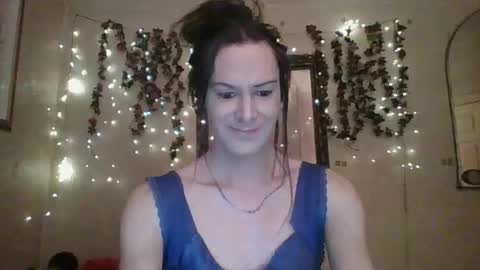 sillymillie0 online show from January 14, 11:46 pm