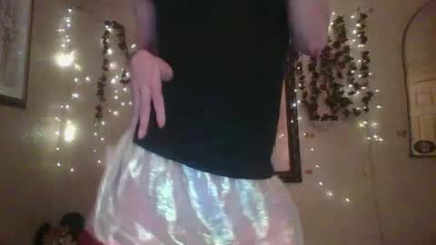 sillymillie0 online show from December 15, 8:38 pm