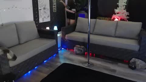 Chase online show from January 6, 2:15 am