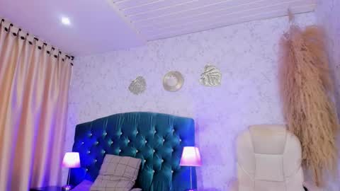 Snapshot of thiago_carlo chatting on October 7, 1:18 pm thiago online show from October 7, 1:18 pm