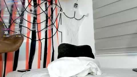 Snapshot of thiago_hill chatting on October 25, 2:23 am Thiago online show from October 25, 2:23 am