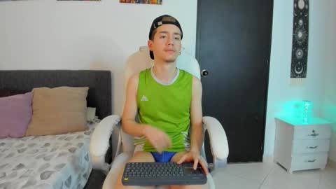 Manuel online show from February 26, 7:01 am