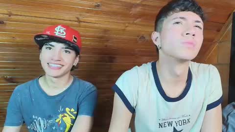 thiago_n_sam online show from November 3, 7:37 pm