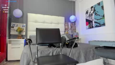 thiagoxbig online show from March 12, 12:31 am