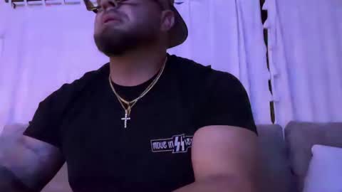 thiccbull12 online show from September 21, 10:30 am