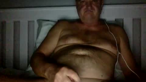 thickmick1234 online show from May 2, 11:49 am