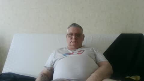 Thierrysymp online show from April 18, 4:09 pm