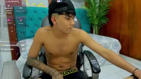  THIAGO COLLINS  online show from July 22, 11:29 pm