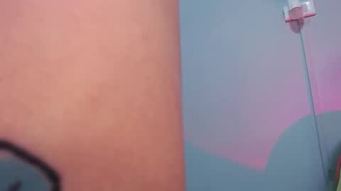 sara online show from January 12, 3:24 am