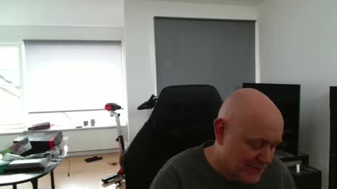 thomas315627 online show from April 15, 1:36 pm