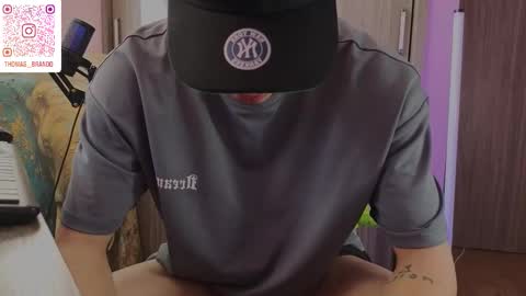 thomas  brandd1 online show from September 20, 8:01 pm