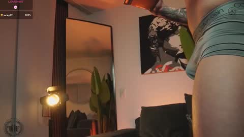 Thomas Falcon online show from January 17, 4:00 am