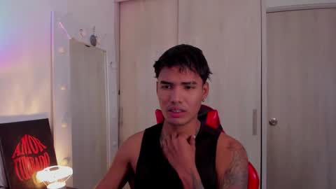 Thomas online show from February 7, 6:44 pm