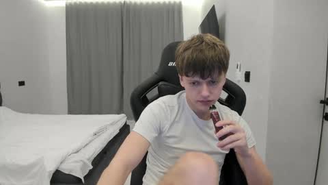 Tomas online show from April 20, 6:11 pm