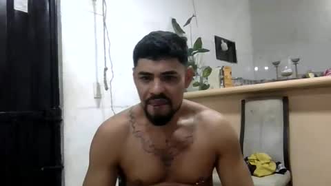 Snapshot of thonybeiio chatting on October 26, 2:12 am thonybeiio online show from October 26, 2:12 am
