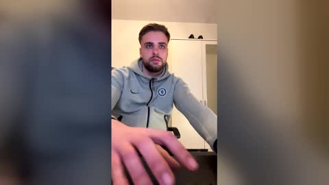 thorodinson03 online show from March 2, 9:32 pm