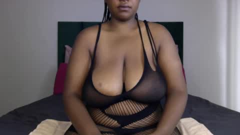 throatgoat2121 online show from January 13, 7:00 am