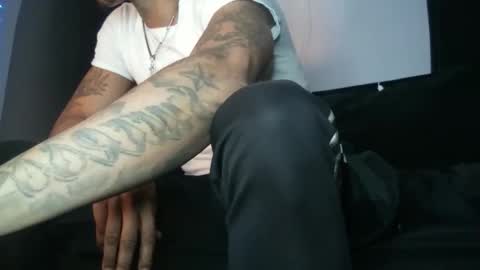 ThroatTaker4l  online show from February 2, 6:32 am