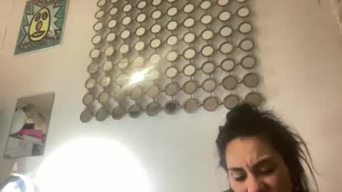 throatyygoat online show from December 5, 1:16 am