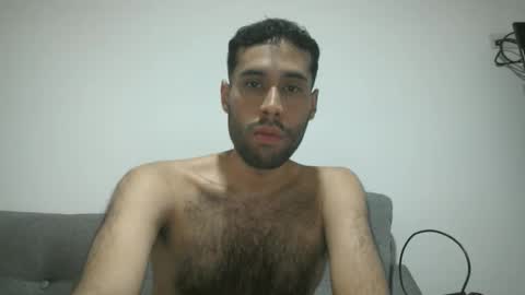 Snapshot of throwawayyourgun chatting on February 10, 3:32 pm Luka online show from February 10, 3:32 pm