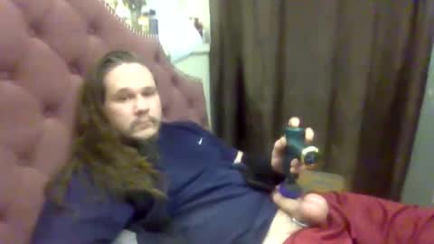 thunder8u42 online show from February 20, 9:11 am