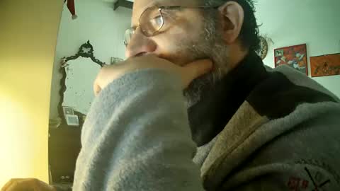 Little Wolf  online show from February 17, 10:51 am