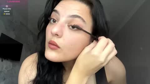 Mary online show from November 25, 12:15 pm