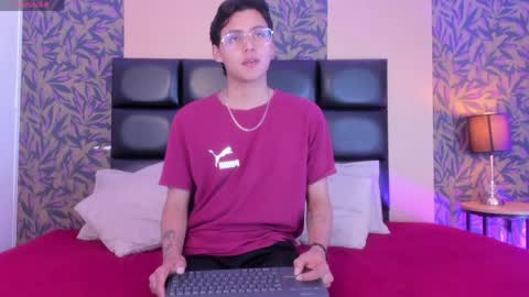   online show from May 15, 4:10 am