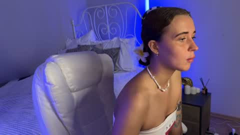 Tiana  online show from June 14, 1:38 am