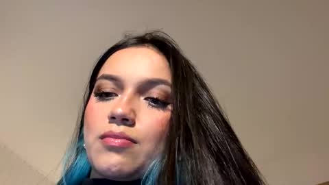 Tiana Le online show from February 15, 12:13 am