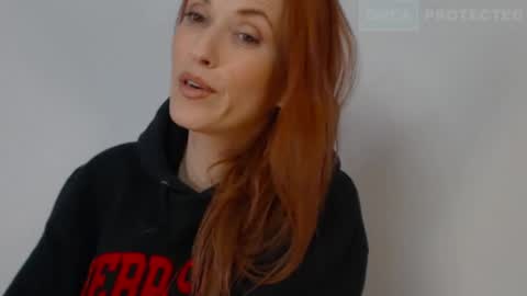 Snapshot of tiannarae chatting on February 19, 4:01 am TIANNA online show from February 19, 4:01 am