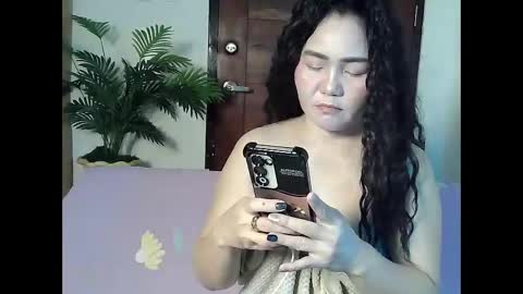 VictoriaSEPARATED FOR 15YEARS online show from February 8, 11:13 am