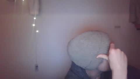 tiddles12345 online show from December 17, 12:17 am