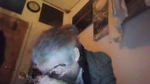 tiddles12345 online show from March 15, 3:44 am