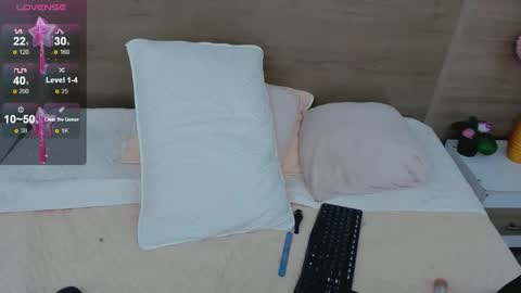    online show from March 1, 4:44 pm