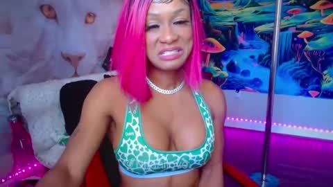 Tiffani Love online show from May 21, 3:29 pm