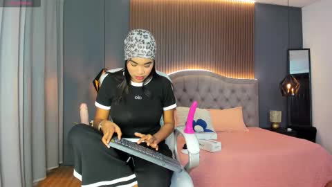 tiffany__charm_ online show from January 8, 3:12 am