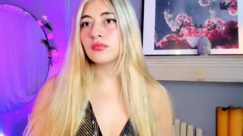 Tiffany Becker online show from February 18, 1:33 pm