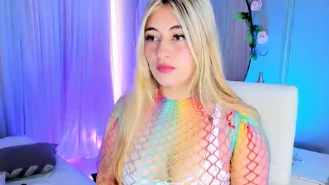 Tiffany Becker online show from February 11, 3:38 pm