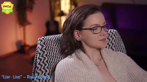 tiffanyriox online show from February 25, 6:03 am