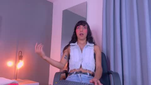 Tiffany  online show from September 22, 3:21 am