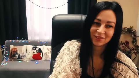 Luisa online show from December 23, 9:04 am