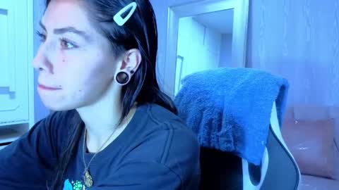 timkerhell_18_a online show from May 1, 2:16 am