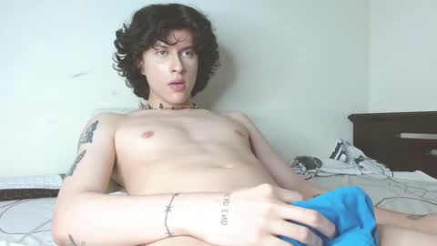 timmy  independent model  help me reach 50 thumbs up pls online show from March 4, 2:42 pm