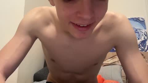 Snapshot of timveret chatting on February 3, 2:58 am Wizard online show from February 3, 2:58 am