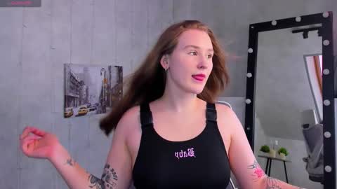 Stella online show from February 2, 9:49 am