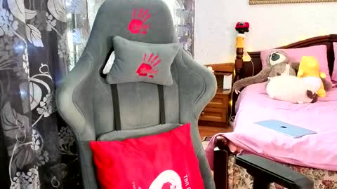 Tina online show from February 20, 6:26 am