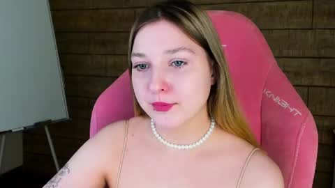 TinaBurton online show from June 14, 4:20 pm